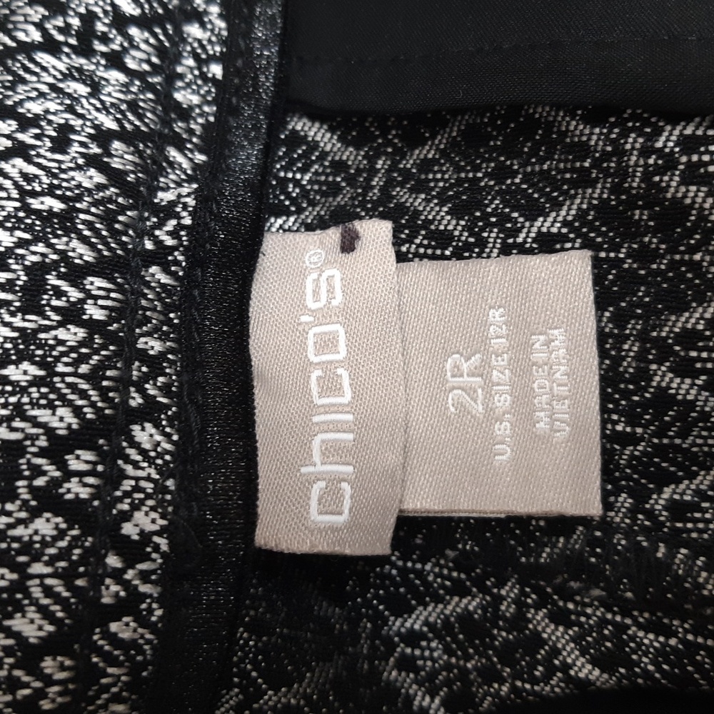 Chico's Geometric Pattern Ankle Pants - image 7